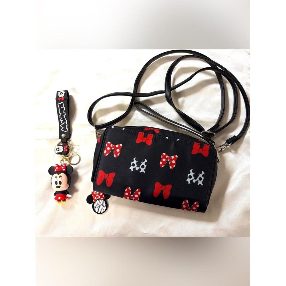 Disney Minnie Mouse Crossbody/Wristlet/Keychain Set